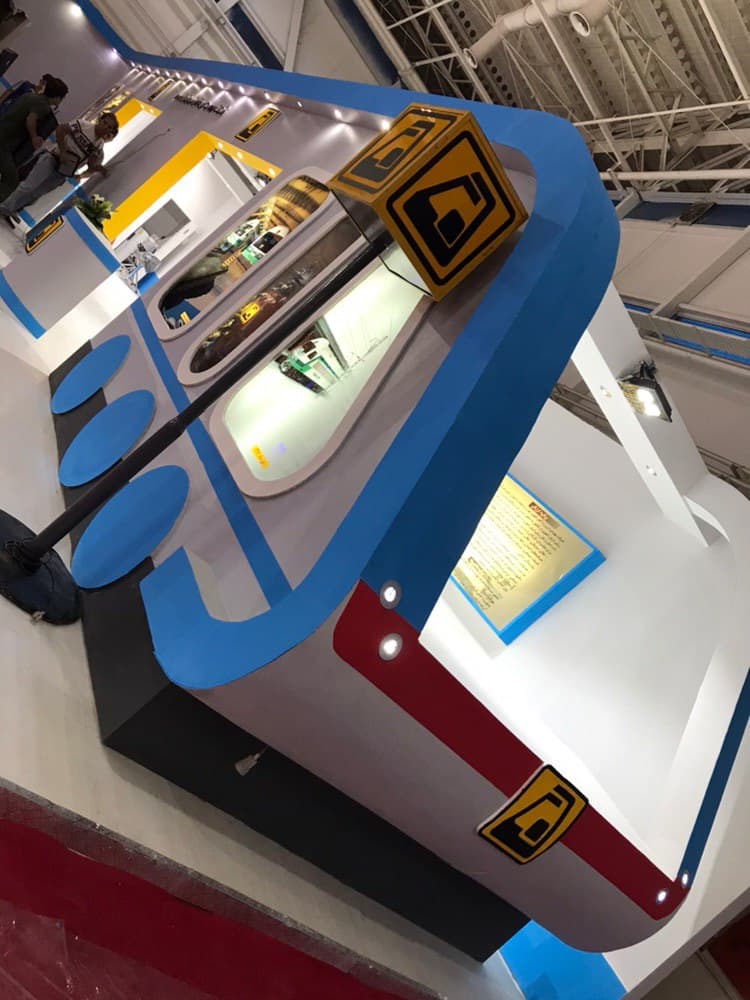 غرفه سازی متروی تهران در نمایشگاه حمل و نقل ریلی 98