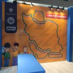 نمایی از غرفه سازمان دانش آموزی در نمایشگاه قرآن تهران طراحی ساخت غرفه ساز نمایشگاهی یکتا